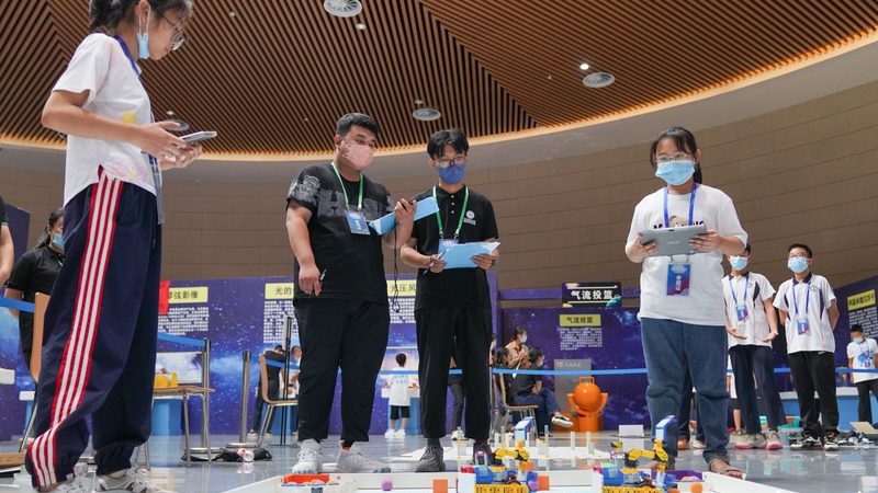 知识图谱：揭开其神秘面纱，入门学习指南